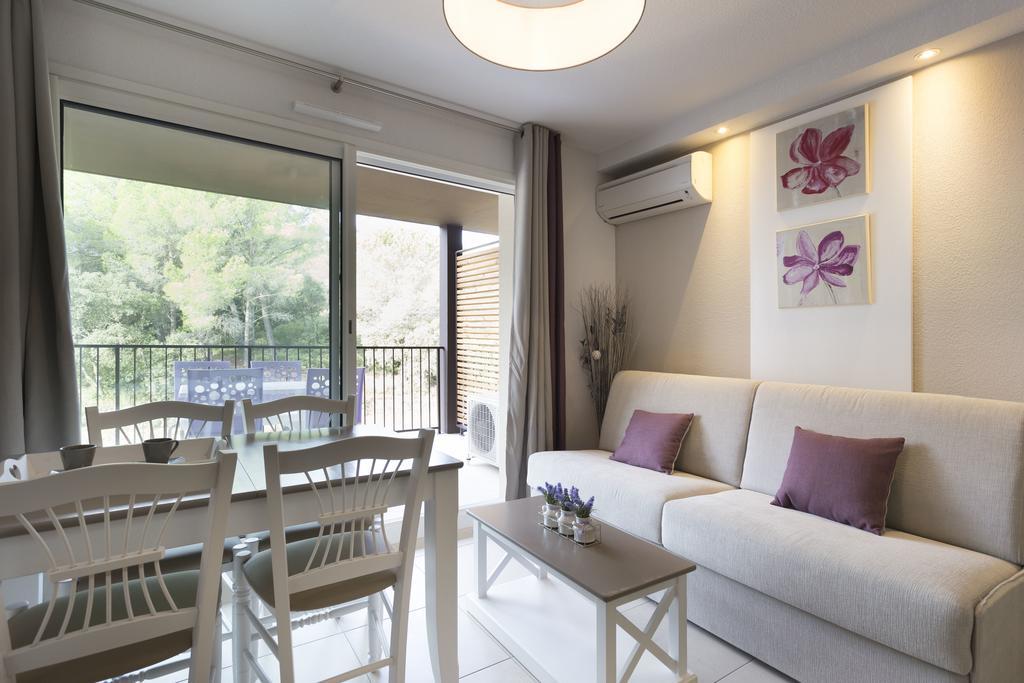 Residhotel Residence Pont Du Gard Remoulins Εξωτερικό φωτογραφία